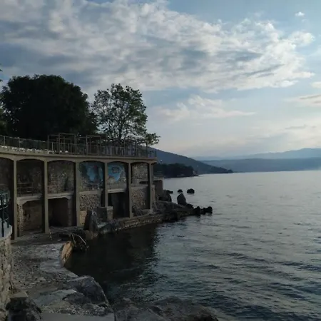 Beachfront With Balcony Apartment *